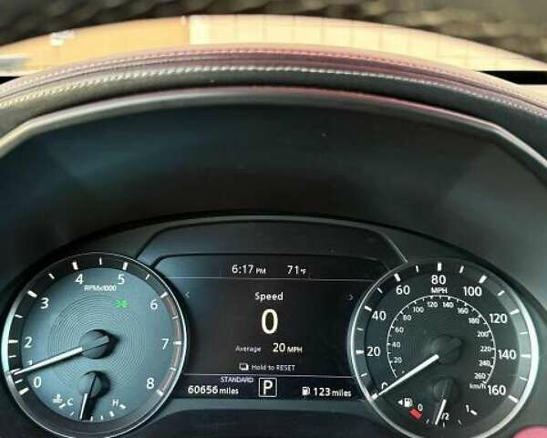 Білий Інфініті QX50, об'ємом двигуна 2 л та пробігом 97 тис. км за 4500 $, фото 7 на Automoto.ua