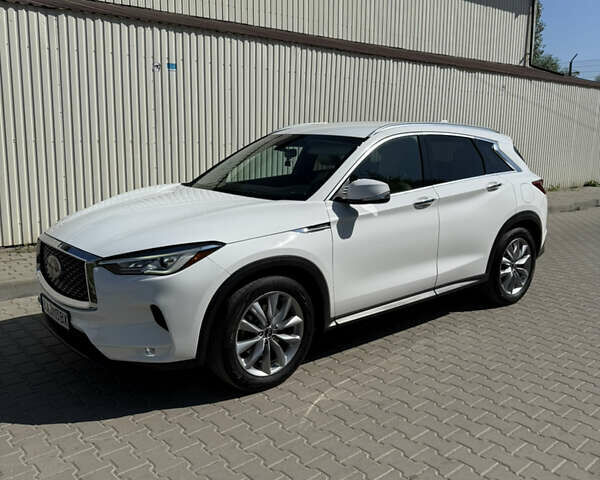 Білий Інфініті QX50, об'ємом двигуна 1.99 л та пробігом 63 тис. км за 25000 $, фото 3 на Automoto.ua