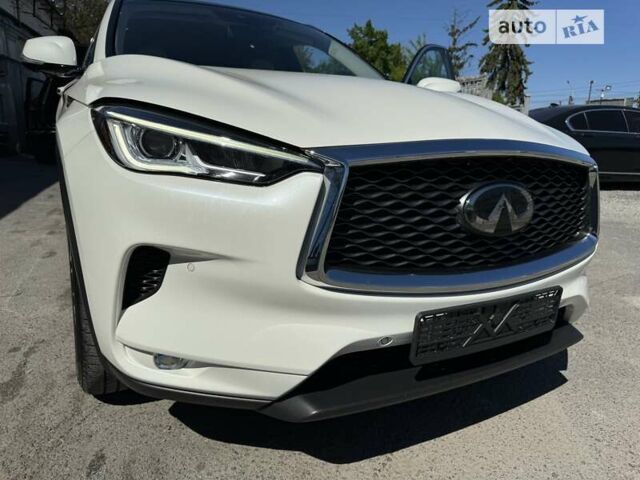 Білий Інфініті QX50, об'ємом двигуна 2 л та пробігом 100 тис. км за 26900 $, фото 38 на Automoto.ua