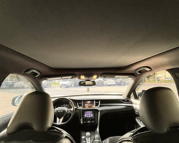 Белый Инфинити QX50, объемом двигателя 2 л и пробегом 71 тыс. км за 28500 $, фото 25 на Automoto.ua