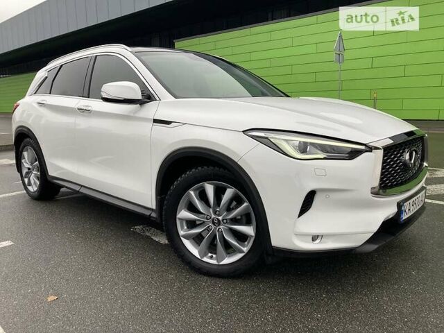 Білий Інфініті QX50, об'ємом двигуна 2 л та пробігом 25 тис. км за 33500 $, фото 3 на Automoto.ua