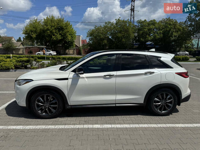 Білий Інфініті QX50, об'ємом двигуна 2 л та пробігом 60 тис. км за 24000 $, фото 3 на Automoto.ua