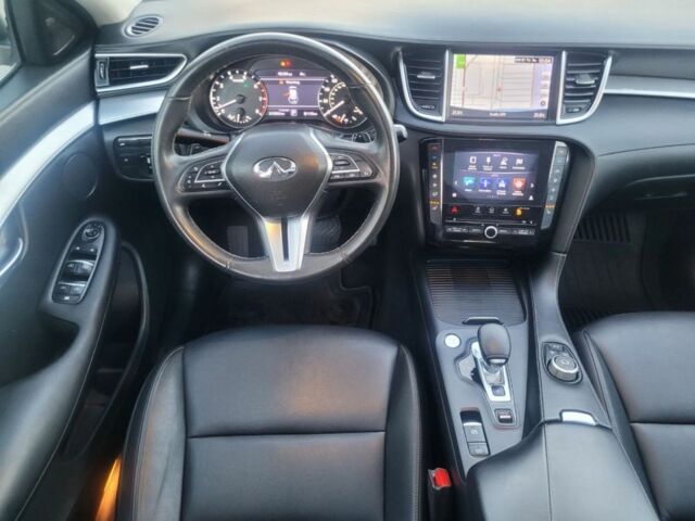 Белый Инфинити QX50, объемом двигателя 2 л и пробегом 212 тыс. км за 18200 $, фото 8 на Automoto.ua
