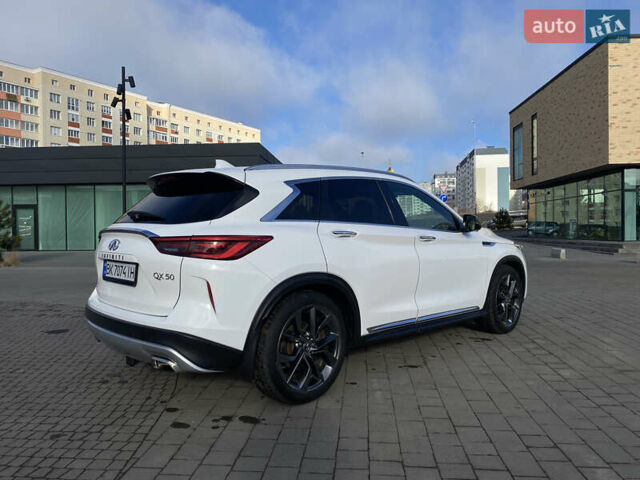 Білий Інфініті QX50, об'ємом двигуна 2 л та пробігом 87 тис. км за 30000 $, фото 11 на Automoto.ua