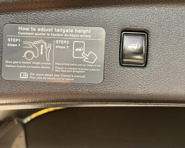 Белый Инфинити QX50, объемом двигателя 2 л и пробегом 71 тыс. км за 28500 $, фото 30 на Automoto.ua