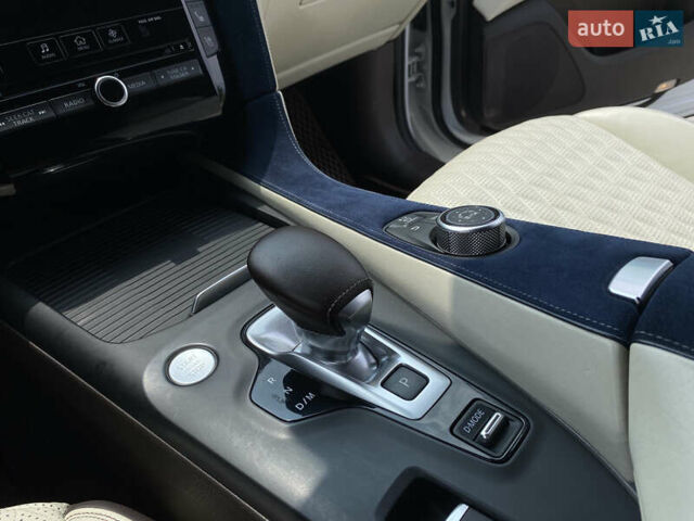 Белый Инфинити QX50, объемом двигателя 2 л и пробегом 87 тыс. км за 29000 $, фото 27 на Automoto.ua