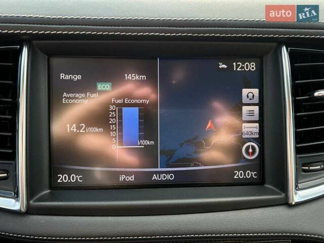 Білий Інфініті QX50, об'ємом двигуна 2 л та пробігом 63 тис. км за 22999 $, фото 13 на Automoto.ua