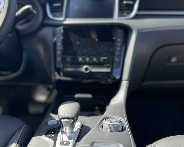 Белый Инфинити QX50, объемом двигателя 2 л и пробегом 75 тыс. км за 26900 $, фото 10 на Automoto.ua