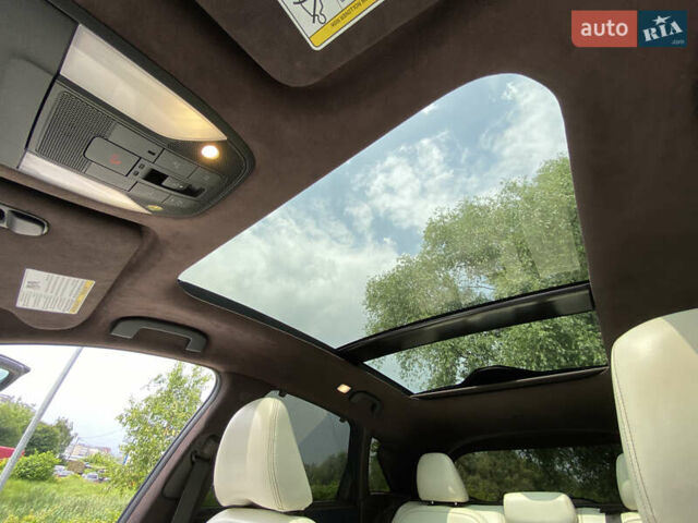 Белый Инфинити QX50, объемом двигателя 2 л и пробегом 87 тыс. км за 29000 $, фото 32 на Automoto.ua