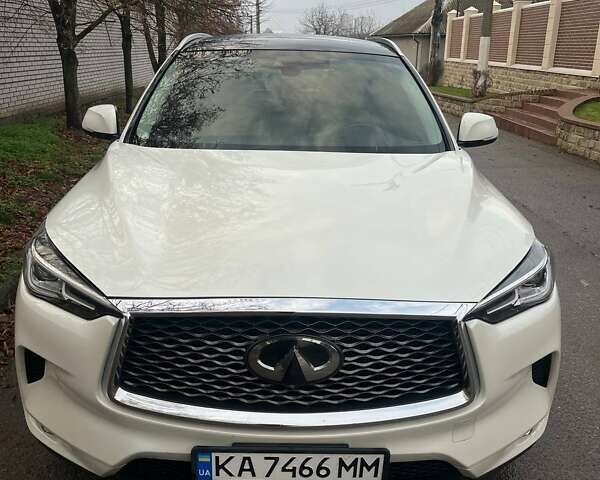 Білий Інфініті QX50, об'ємом двигуна 1.99 л та пробігом 68 тис. км за 31000 $, фото 19 на Automoto.ua