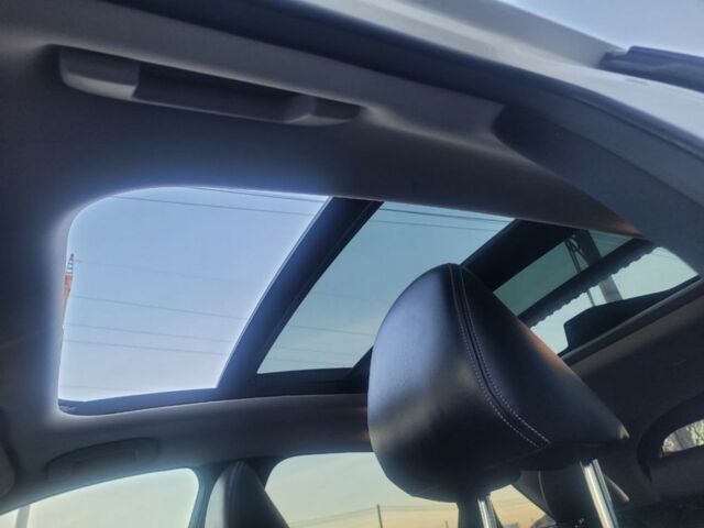 Белый Инфинити QX50, объемом двигателя 2 л и пробегом 212 тыс. км за 18200 $, фото 19 на Automoto.ua