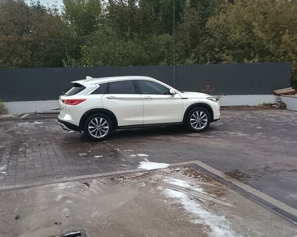 Білий Інфініті QX50, об'ємом двигуна 2 л та пробігом 116 тис. км за 23000 $, фото 6 на Automoto.ua