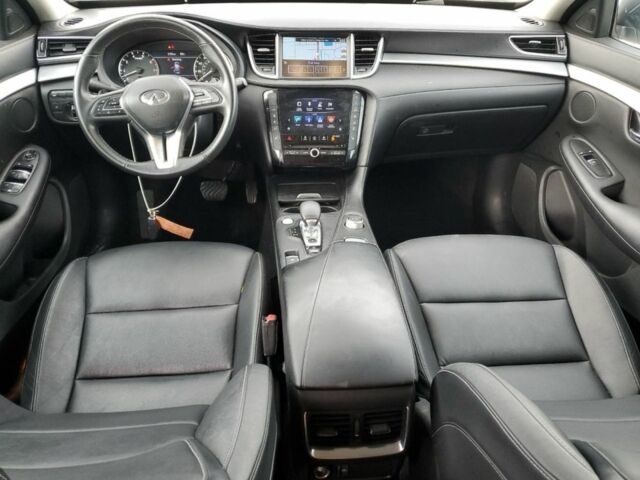 Белый Инфинити QX50, объемом двигателя 2 л и пробегом 203 тыс. км за 13400 $, фото 4 на Automoto.ua