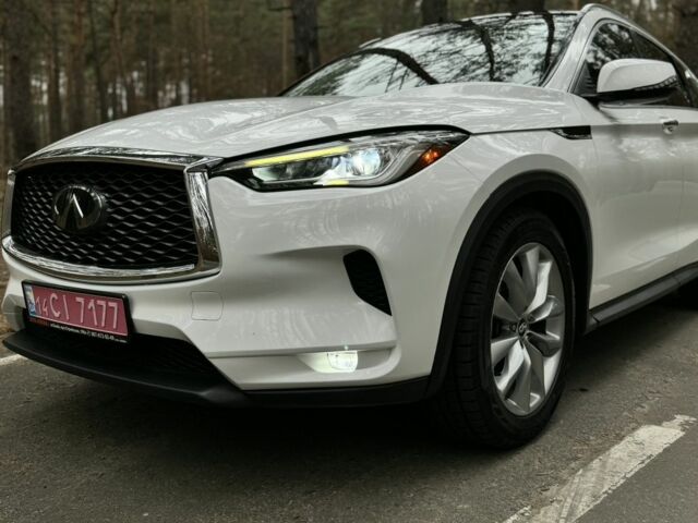 Белый Инфинити QX50, объемом двигателя 0 л и пробегом 142 тыс. км за 19999 $, фото 14 на Automoto.ua
