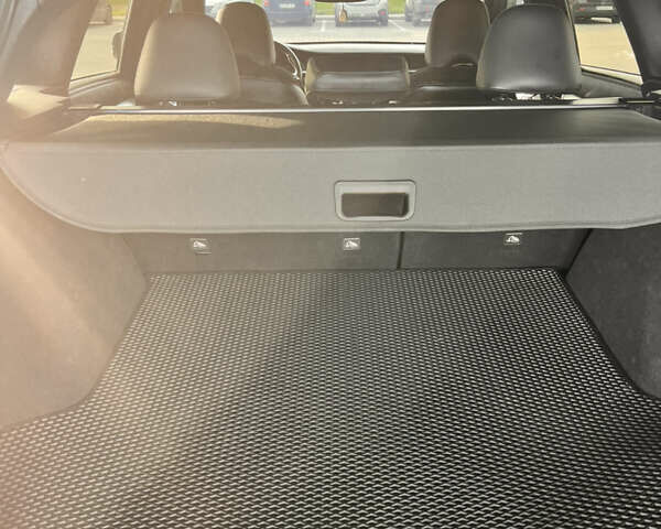 Белый Инфинити QX50, объемом двигателя 2 л и пробегом 71 тыс. км за 28500 $, фото 29 на Automoto.ua