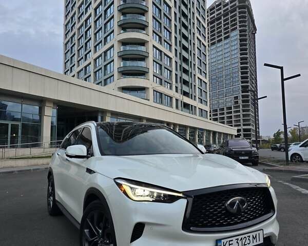 Белый Инфинити QX50, объемом двигателя 1.99 л и пробегом 63 тыс. км за 28300 $, фото 7 на Automoto.ua