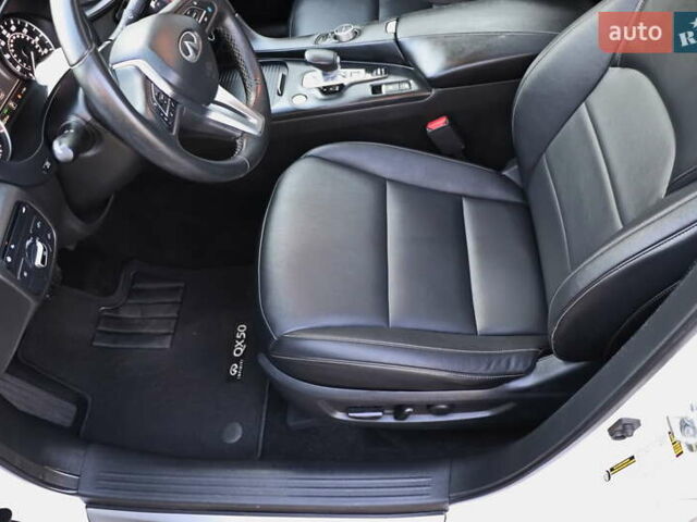 Белый Инфинити QX50, объемом двигателя 2 л и пробегом 84 тыс. км за 21999 $, фото 13 на Automoto.ua