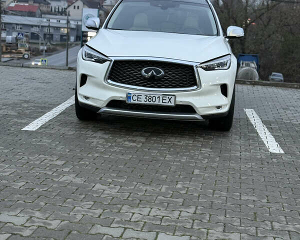 Білий Інфініті QX50, об'ємом двигуна 1.99 л та пробігом 57 тис. км за 31900 $, фото 2 на Automoto.ua