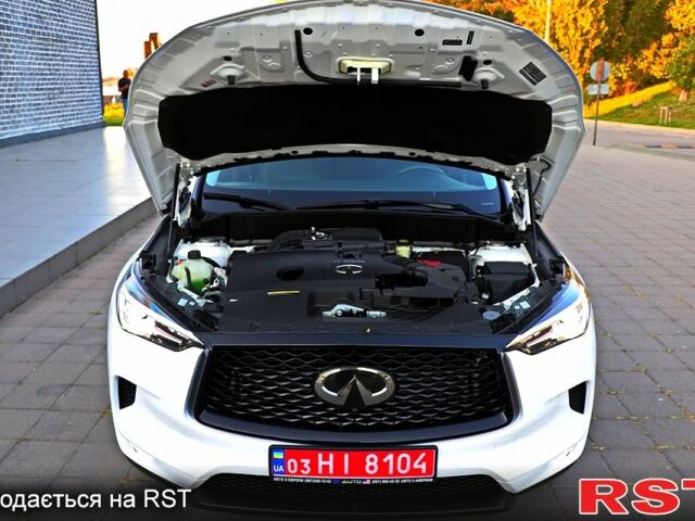 Белый Инфинити QX50, объемом двигателя 2 л и пробегом 85 тыс. км за 21999 $, фото 8 на Automoto.ua