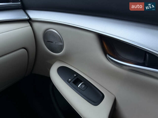 Білий Інфініті QX50, об'ємом двигуна 1.99 л та пробігом 57 тис. км за 31900 $, фото 39 на Automoto.ua