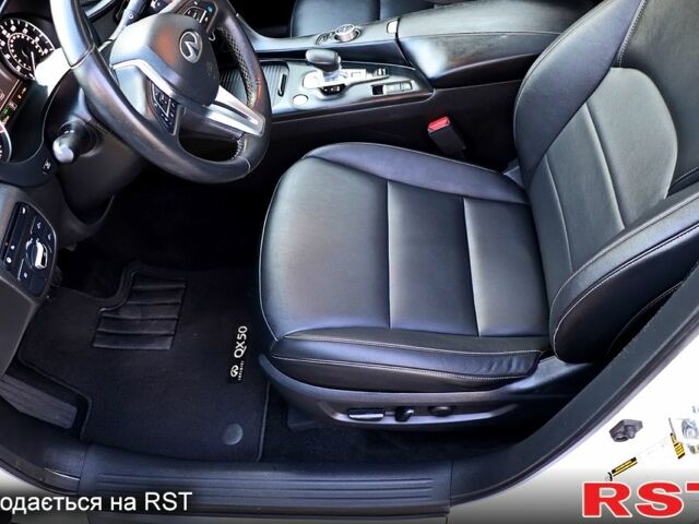 Белый Инфинити QX50, объемом двигателя 2 л и пробегом 85 тыс. км за 21999 $, фото 4 на Automoto.ua