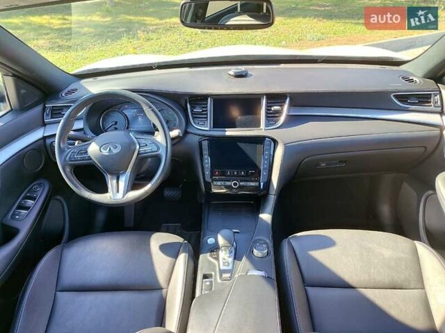 Белый Инфинити QX50, объемом двигателя 1.99 л и пробегом 82 тыс. км за 29900 $, фото 12 на Automoto.ua