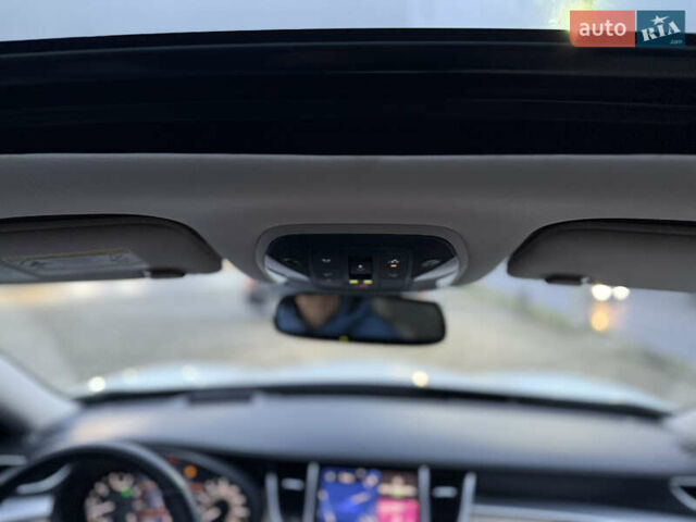 Білий Інфініті QX50, об'ємом двигуна 1.99 л та пробігом 57 тис. км за 31900 $, фото 52 на Automoto.ua