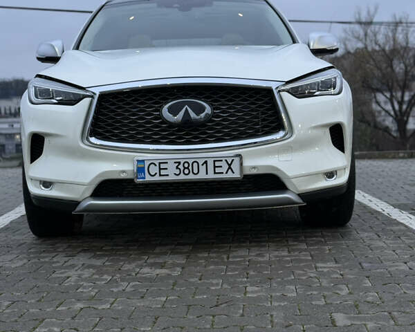Білий Інфініті QX50, об'ємом двигуна 1.99 л та пробігом 57 тис. км за 31900 $, фото 3 на Automoto.ua