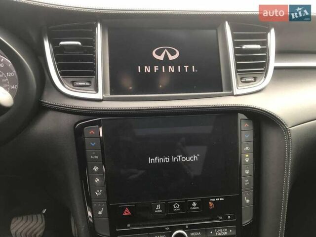 Белый Инфинити QX50, объемом двигателя 2 л и пробегом 60 тыс. км за 25740 $, фото 14 на Automoto.ua