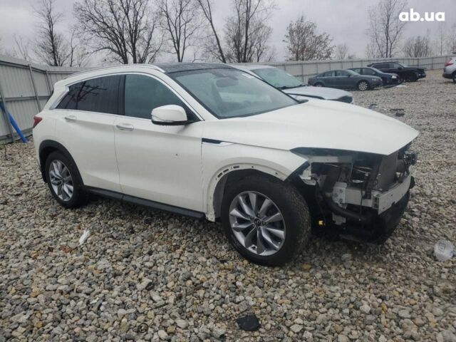 Белый Инфинити QX50, объемом двигателя 2 л и пробегом 62 тыс. км за 16950 $, фото 7 на Automoto.ua