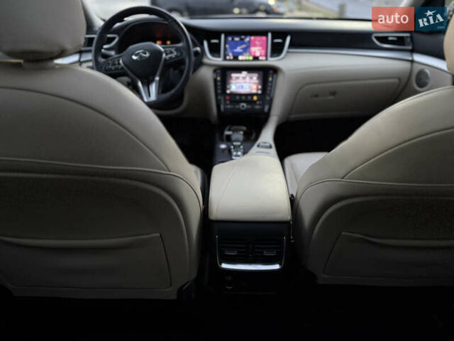 Білий Інфініті QX50, об'ємом двигуна 1.99 л та пробігом 57 тис. км за 31900 $, фото 24 на Automoto.ua