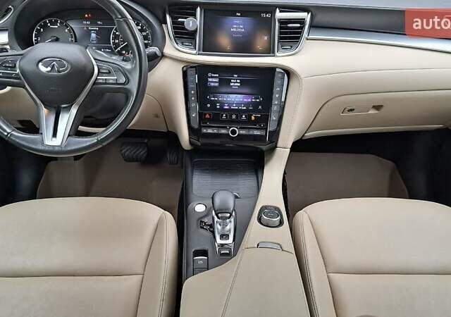 Белый Инфинити QX50, объемом двигателя 2 л и пробегом 74 тыс. км за 24900 $, фото 27 на Automoto.ua