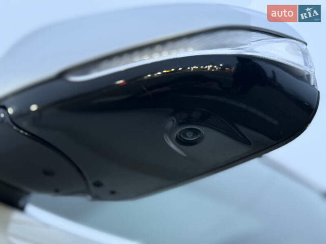 Білий Інфініті QX50, об'ємом двигуна 1.99 л та пробігом 57 тис. км за 31900 $, фото 54 на Automoto.ua