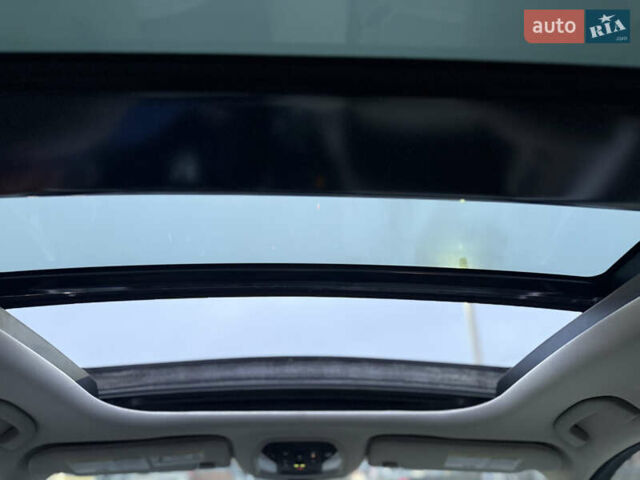 Білий Інфініті QX50, об'ємом двигуна 1.99 л та пробігом 57 тис. км за 31900 $, фото 61 на Automoto.ua