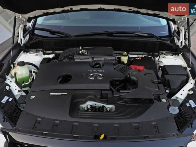 Белый Инфинити QX50, объемом двигателя 2 л и пробегом 84 тыс. км за 21999 $, фото 46 на Automoto.ua