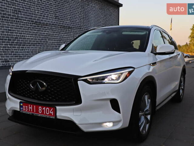 Белый Инфинити QX50, объемом двигателя 2 л и пробегом 84 тыс. км за 21999 $, фото 30 на Automoto.ua