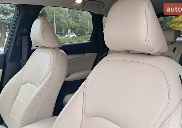 Белый Инфинити QX50, объемом двигателя 2 л и пробегом 74 тыс. км за 24900 $, фото 14 на Automoto.ua