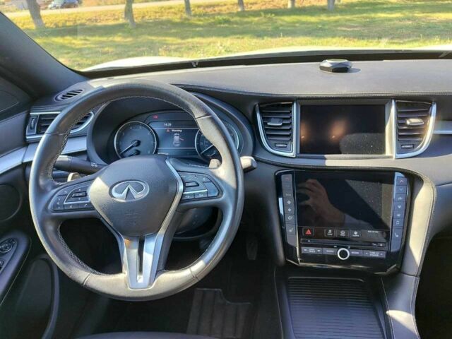 Белый Инфинити QX50, объемом двигателя 2 л и пробегом 82 тыс. км за 29900 $, фото 12 на Automoto.ua