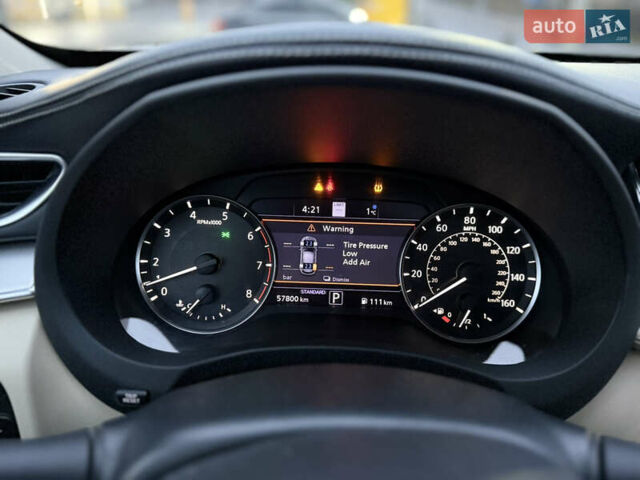 Білий Інфініті QX50, об'ємом двигуна 1.99 л та пробігом 57 тис. км за 31900 $, фото 34 на Automoto.ua