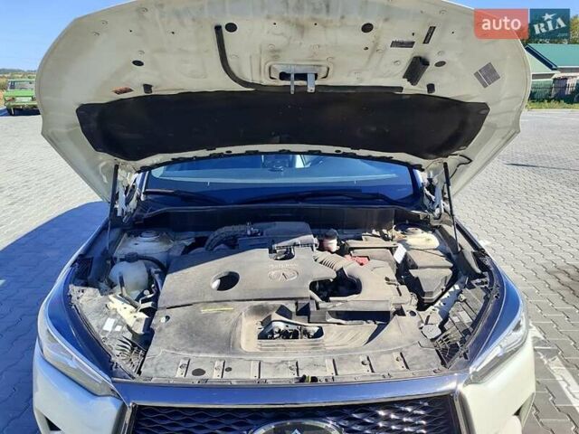 Белый Инфинити QX50, объемом двигателя 1.99 л и пробегом 82 тыс. км за 29900 $, фото 20 на Automoto.ua