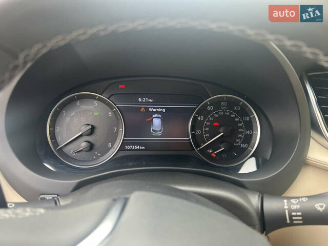 Белый Инфинити QX50, объемом двигателя 2 л и пробегом 107 тыс. км за 27500 $, фото 5 на Automoto.ua