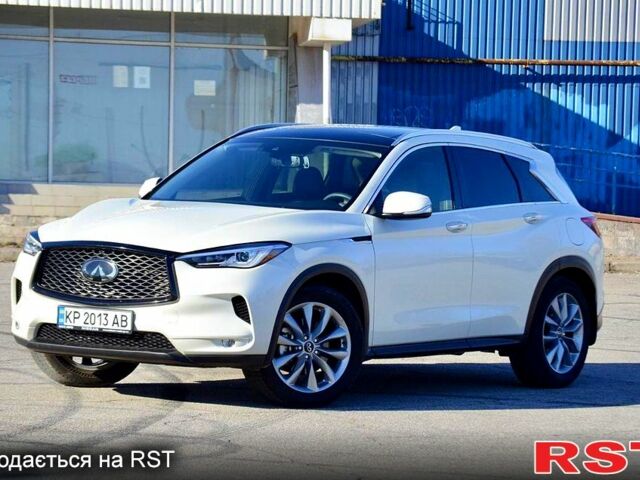 Білий Інфініті QX50, об'ємом двигуна 2 л та пробігом 41 тис. км за 32000 $, фото 2 на Automoto.ua