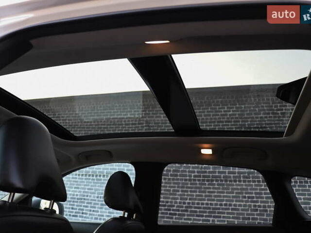 Белый Инфинити QX50, объемом двигателя 2 л и пробегом 84 тыс. км за 21999 $, фото 20 на Automoto.ua