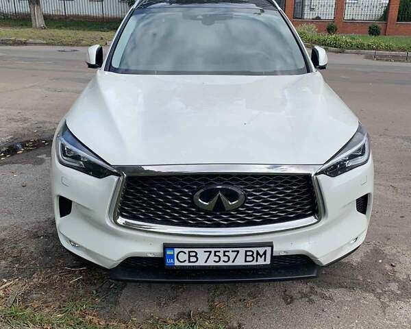 Белый Инфинити QX50, объемом двигателя 2 л и пробегом 12 тыс. км за 47500 $, фото 12 на Automoto.ua