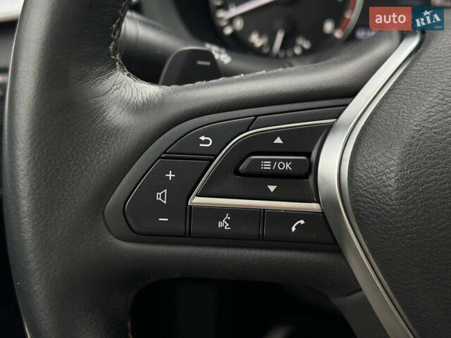 Белый Инфинити QX50, объемом двигателя 2 л и пробегом 81 тыс. км за 21900 $, фото 24 на Automoto.ua