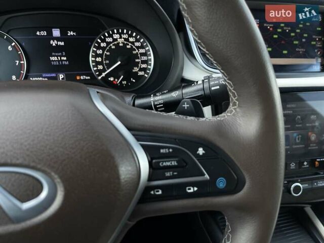 Белый Инфинити QX50, объемом двигателя 1.99 л и пробегом 34 тыс. км за 34999 $, фото 30 на Automoto.ua