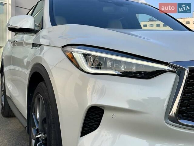 Белый Инфинити QX50, объемом двигателя 1.99 л и пробегом 34 тыс. км за 34999 $, фото 9 на Automoto.ua