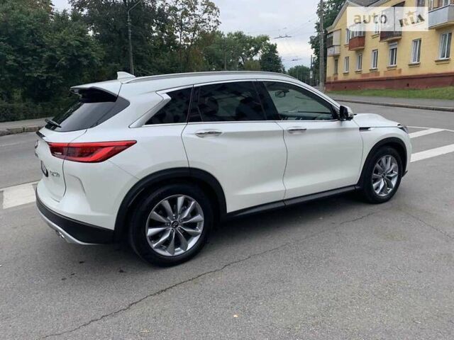 Білий Інфініті QX50, об'ємом двигуна 2 л та пробігом 12 тис. км за 47500 $, фото 30 на Automoto.ua