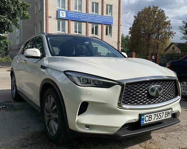 Белый Инфинити QX50, объемом двигателя 2 л и пробегом 12 тыс. км за 47500 $, фото 5 на Automoto.ua