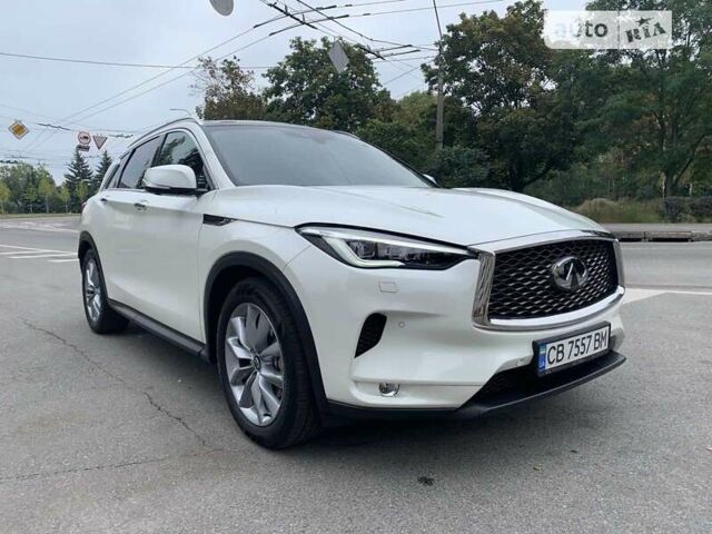 Білий Інфініті QX50, об'ємом двигуна 2 л та пробігом 12 тис. км за 47500 $, фото 32 на Automoto.ua